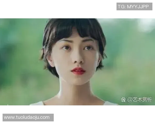 足球明星婚前协议揭秘:爱情与财富的平衡之道